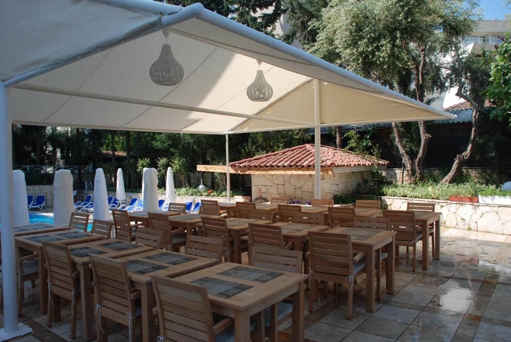 Villa Adora Beach Side Bagian luar foto