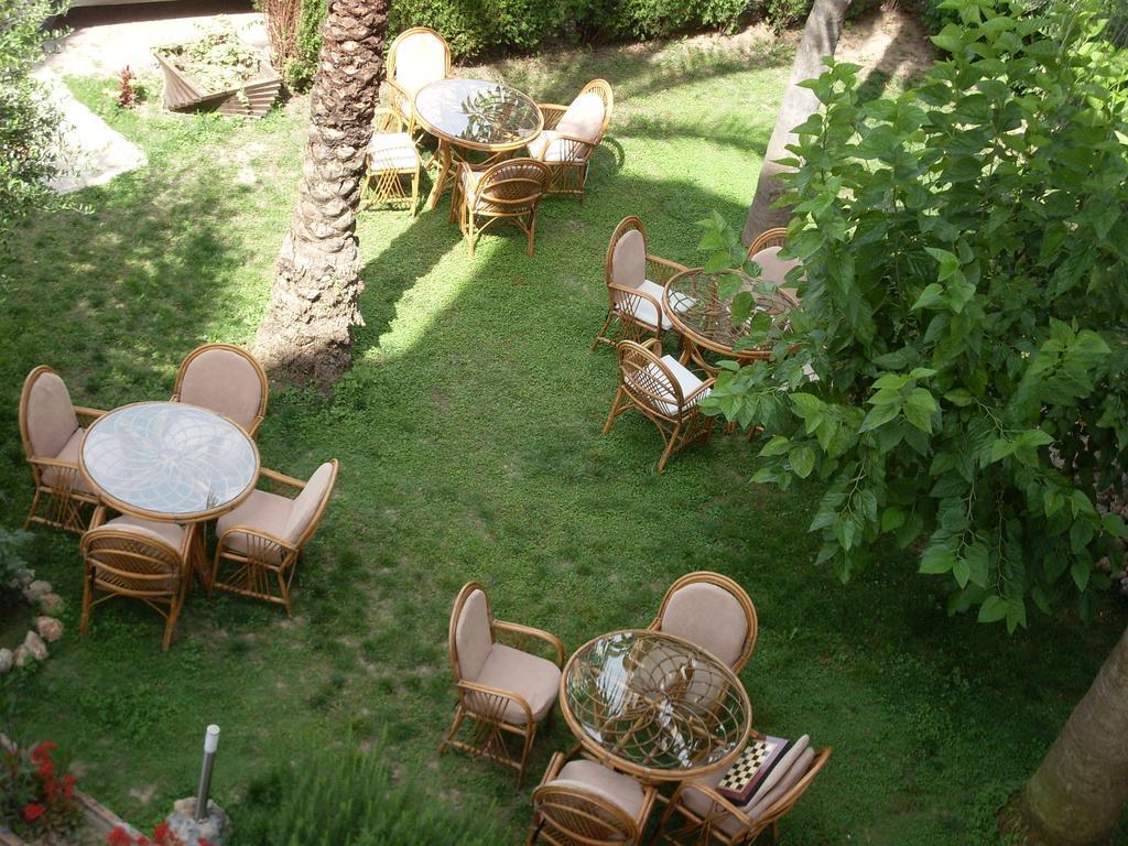 Villa Adora Beach Side Bagian luar foto