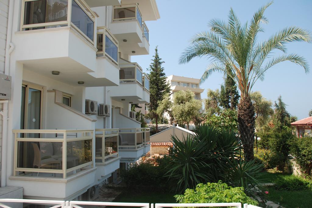 Villa Adora Beach Side Bagian luar foto