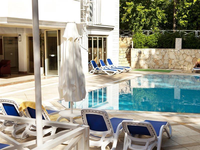 Villa Adora Beach Side Bagian luar foto