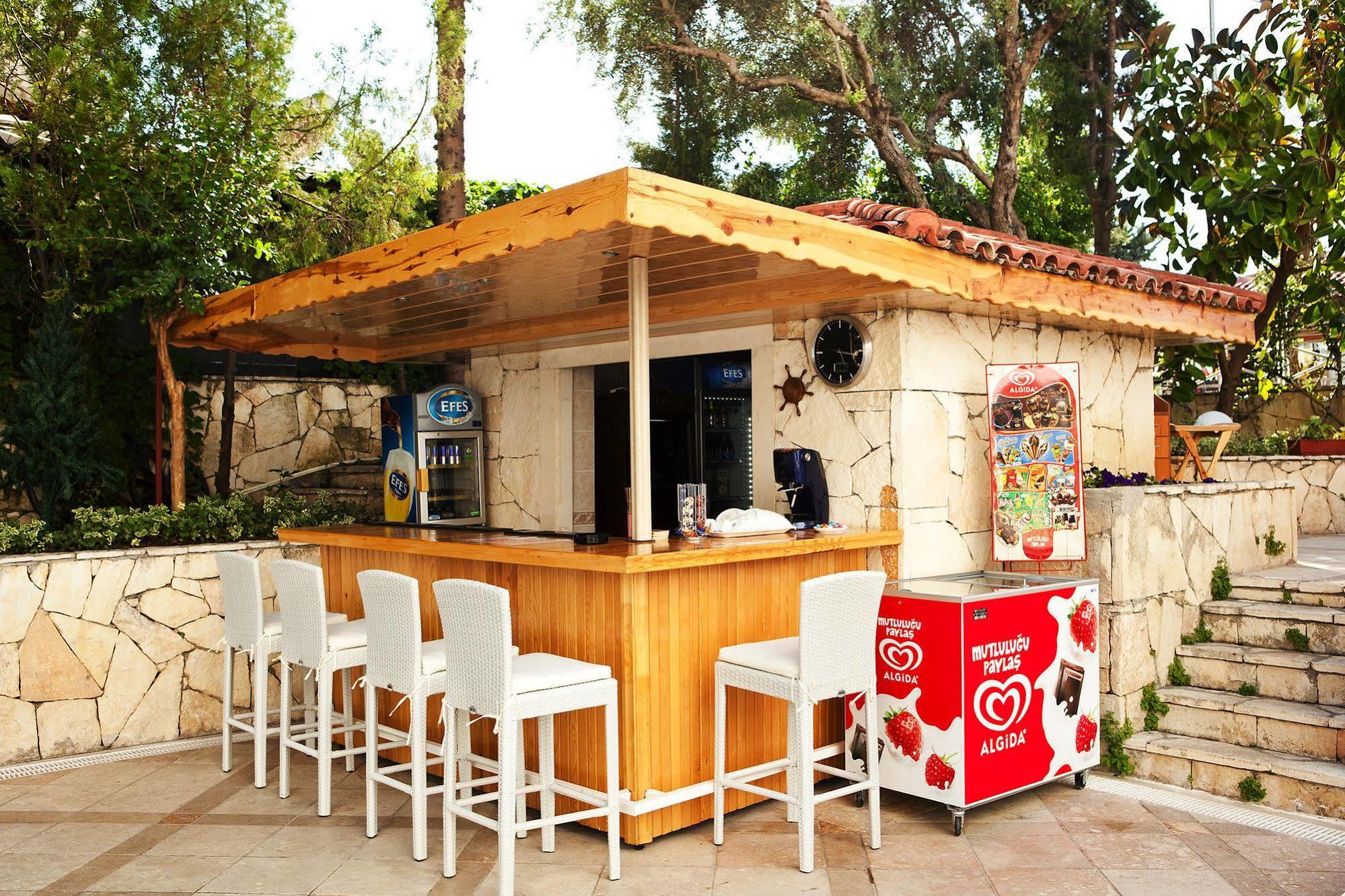 Villa Adora Beach Side Bagian luar foto